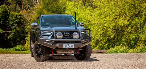 Bull Bars For TOYOTA HILUX 2020+ .